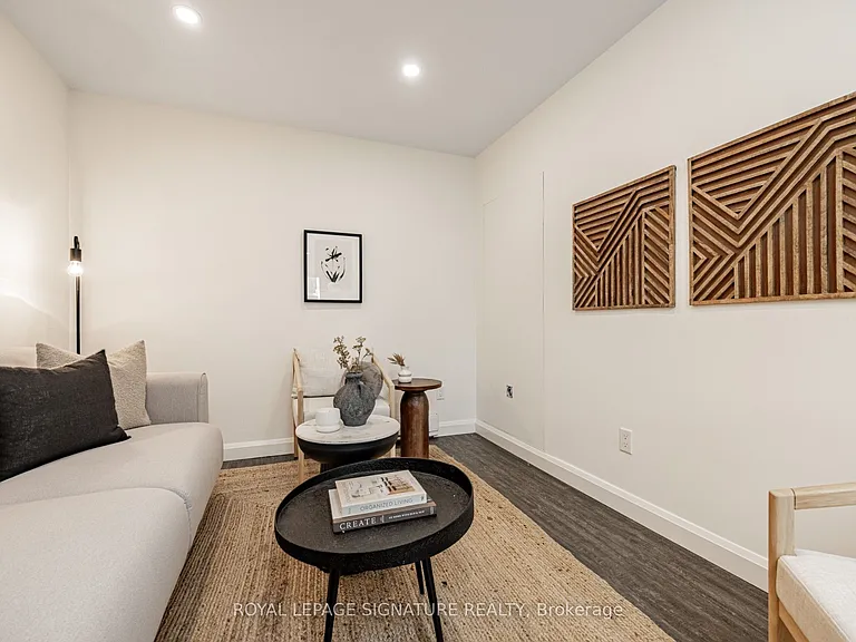 54 Pasadena Gdns #B — Photo 6