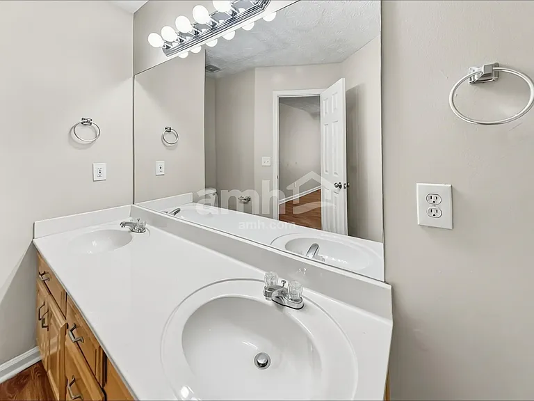 105 Unity Cv — Photo 11