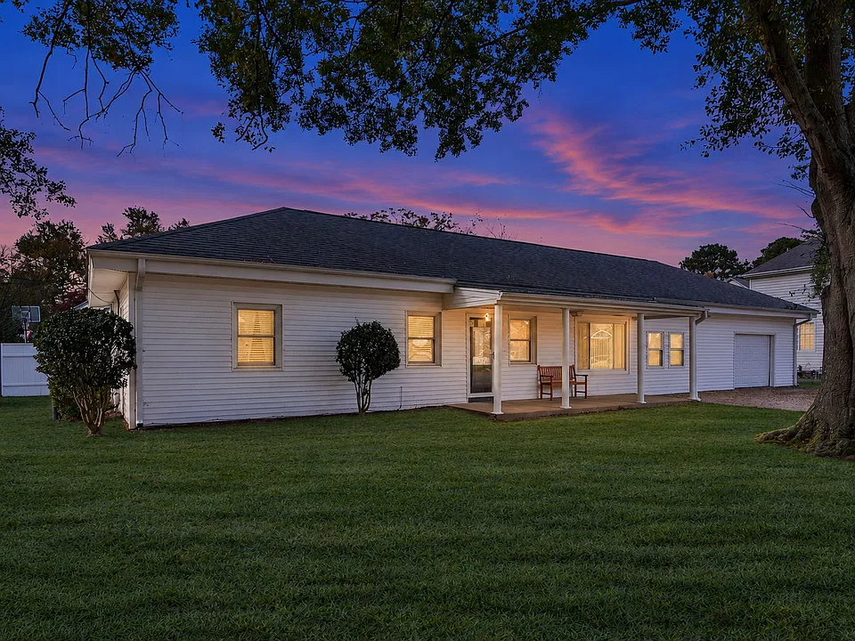 3397 Monticello Dr