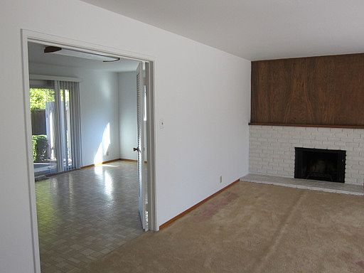 3rd image of 4669 Clarendon Dr