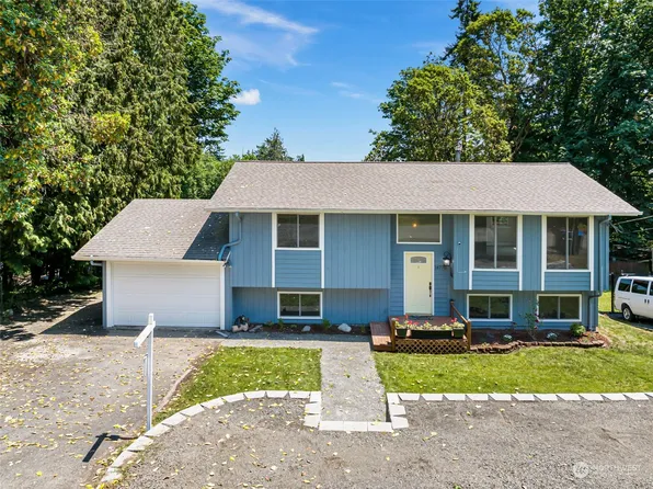 18770 2nd Avenue NE, Suquamish, WA 98392