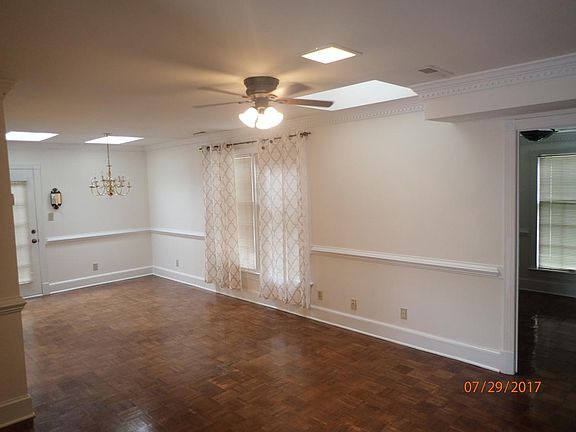 Living room / Dining Room