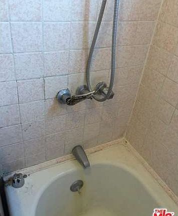 4th image of 6006 Haas Ave