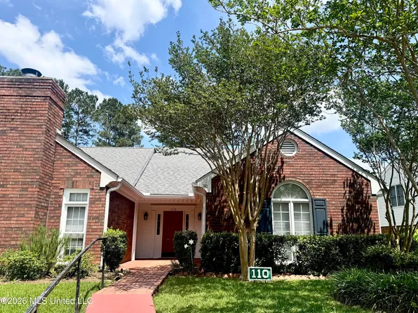 110 Woodland Ridge Dr #A, McComb, MS 39648