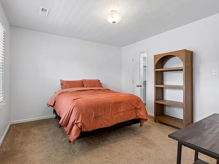 160 Fairmont Dr — Photo 23