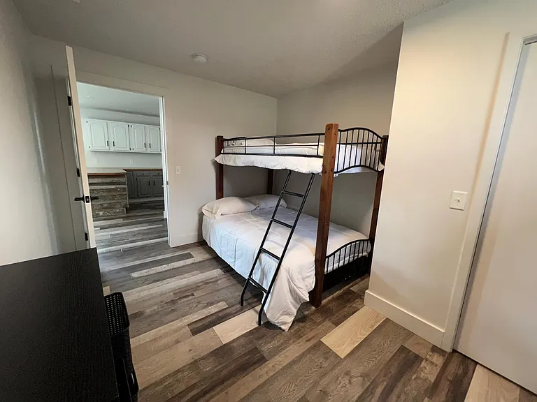 7155 Sypes Canyon Rd — Photo 33