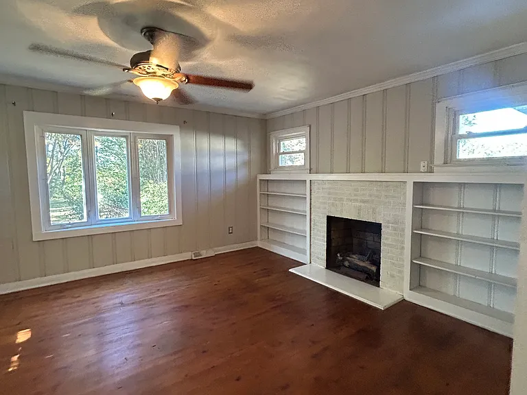 14 Plymouth Ave — Photo 2