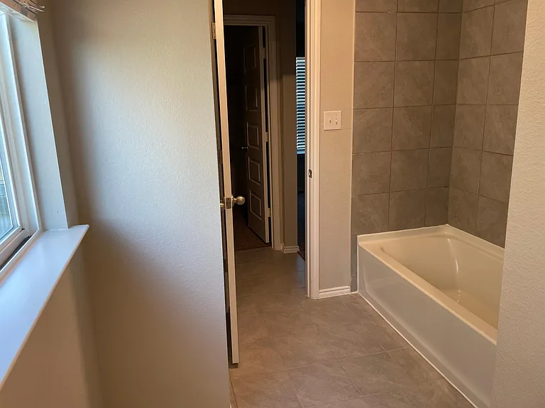 10032 Adams Ln — Photo 28