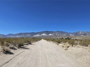 800 Visalia Ave, Lucerne Valley, CA 92356