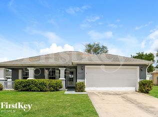 2203 NE 19th Pl, Cape Coral, FL 33909