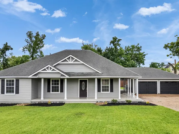209 Schley St, Richwood, TX 77531