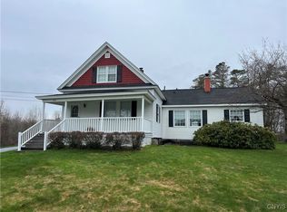 428 W 5th St, Oswego, NY 13126