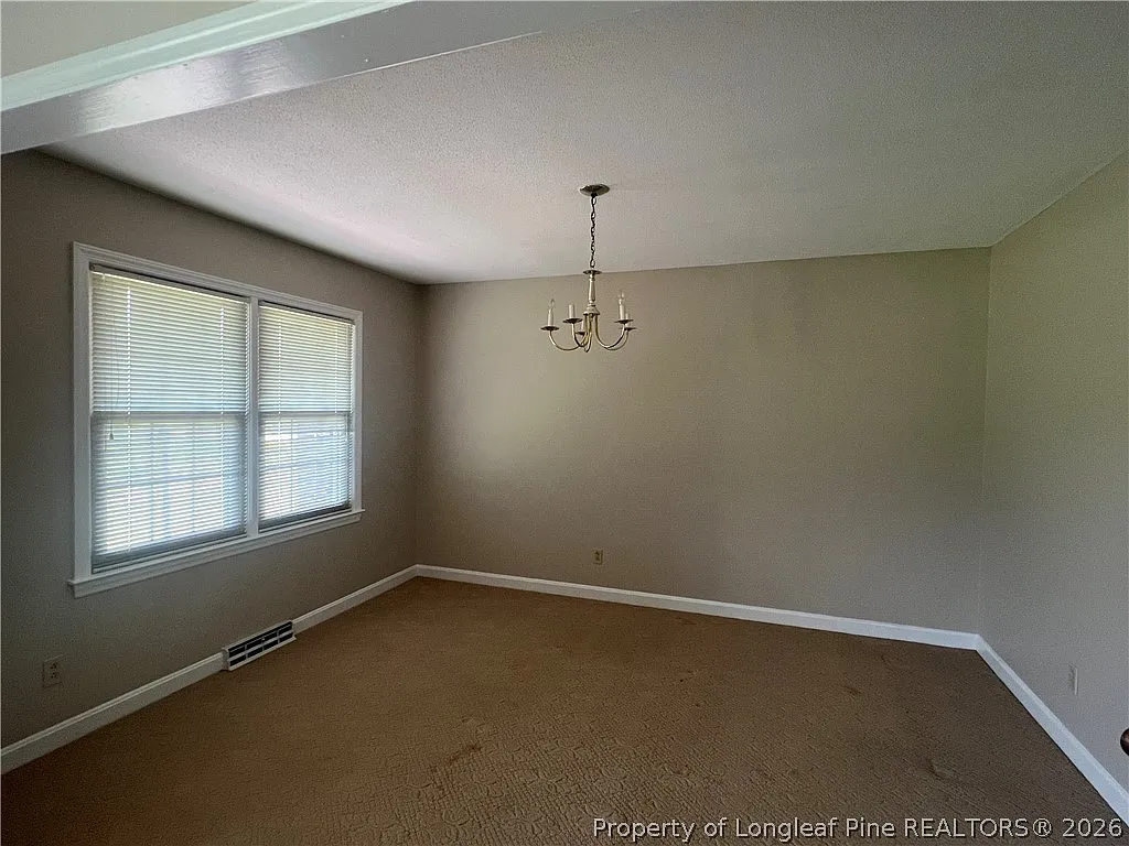 3 bed, 2.0 bath, 1967 sqft, $1,795 — Photo 4