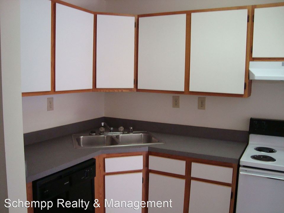 2nd image of 553 S Shelby St #4476348