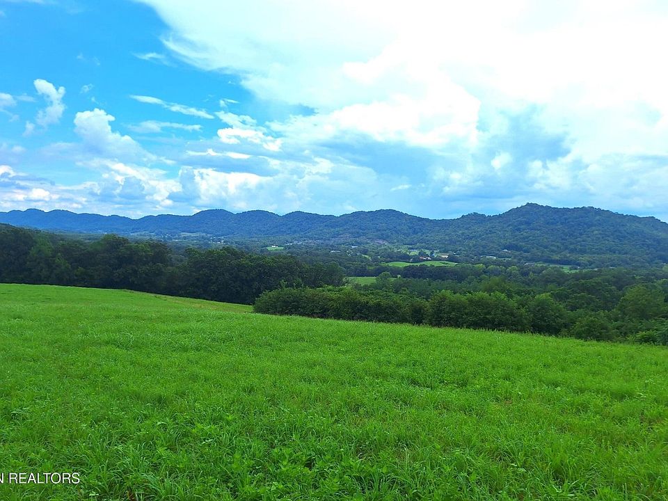 1st image of 305 Race Track Rd