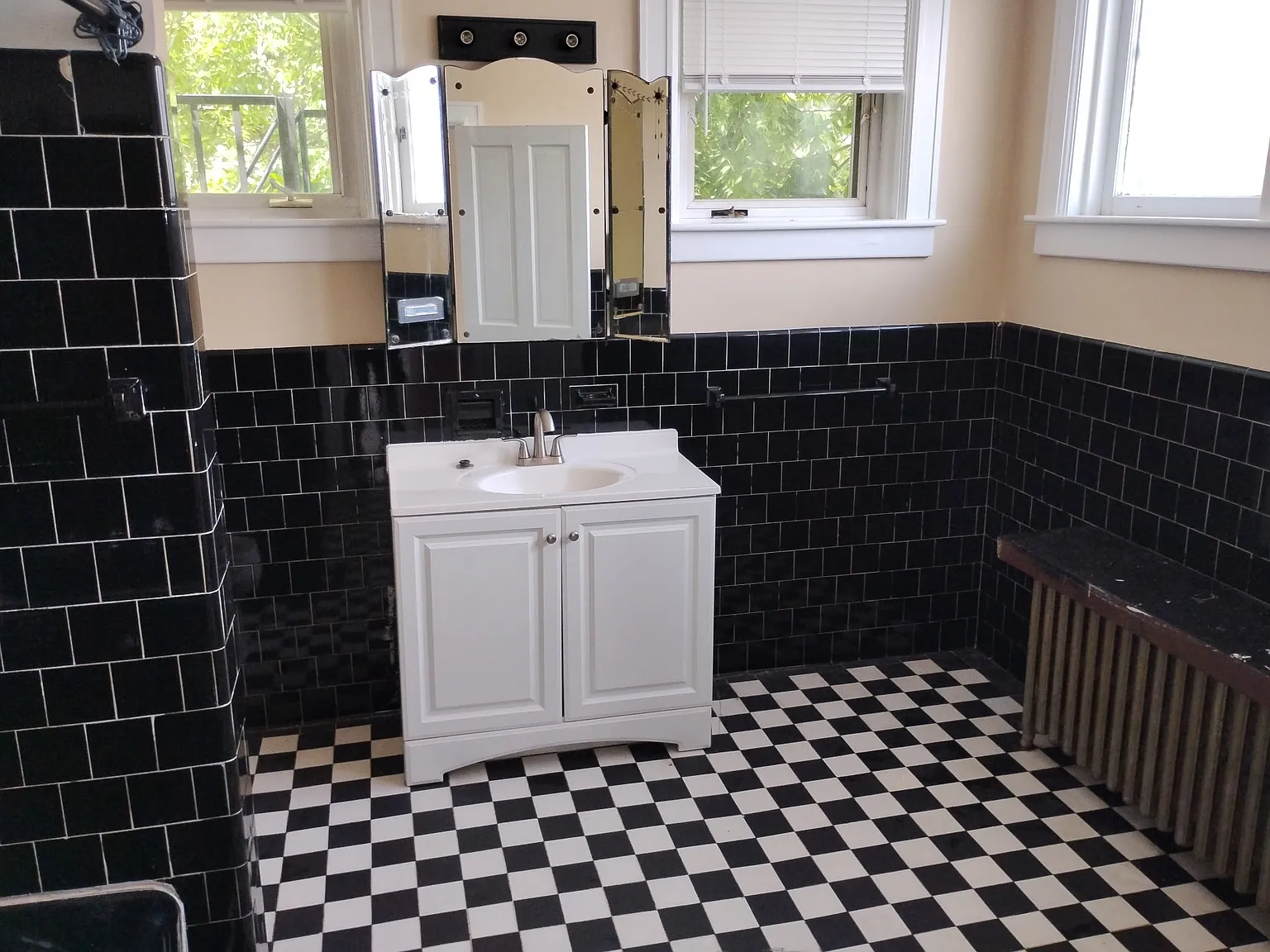 1 bed, $1,300 — Photo 4