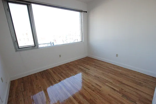 Rented by Bedford 6 Real Estate | media 6
