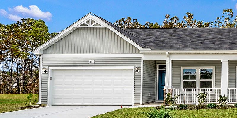 1st image of 121A Arnette Dr