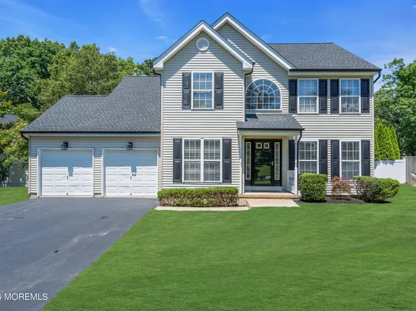 1026 Whispering Oak Lane, Manahawkin, NJ 08050