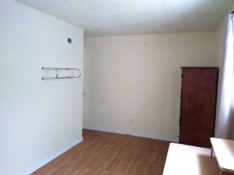 55 N College Way — Photo 29