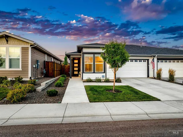 12136 S Glory Ln, Kuna, ID 83634