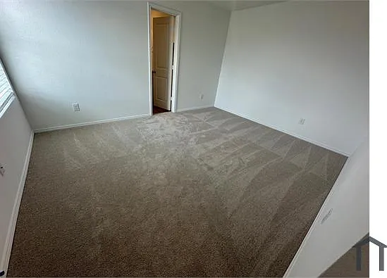 1420 Silver Oak Ln — Photo 14