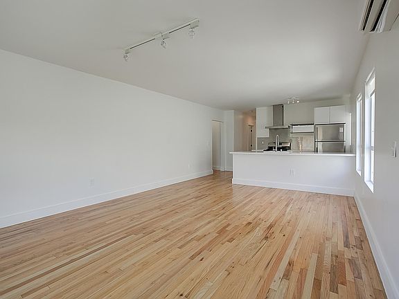5th image of 1013 N New Hampshire Ave #1015.5