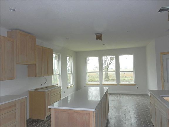 3rd image of 5726 Foster Ct