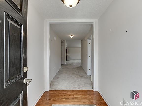 5th image of 28 Blakewood Court