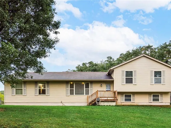 5775 School House Rd, Frazeysburg, OH 43822