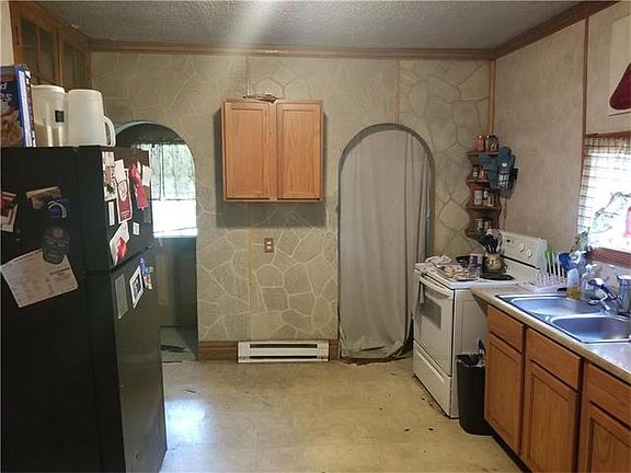 4th image of 315 Vine St