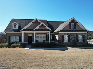 6921 Whitlow Creek Dr, Bishop, GA 30677