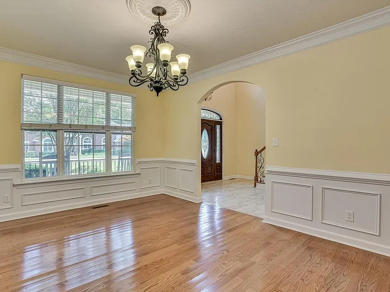 2103 Wythe Dr — Photo 20