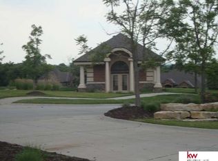 5001 S 239th St, Elkhorn, NE 68022