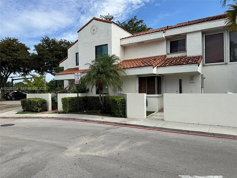 11749 Terra Bella Blvd — Photo 2