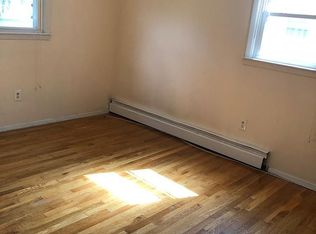 19 Middlesex Ave, Edison, NJ 08820