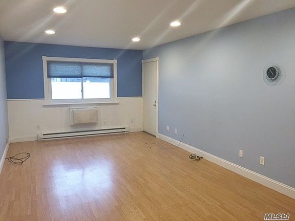 5th image of 40 W 4th St APT 5