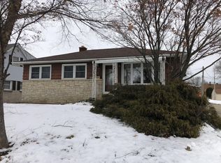 1330 Drexel Blvd, South Milwaukee, WI 53172