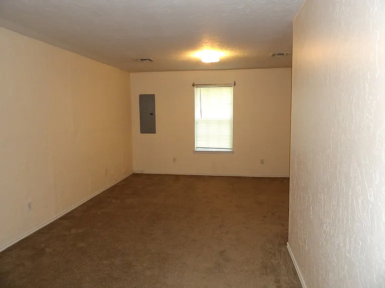 1411 NW Lake Ave #A — Photo 10