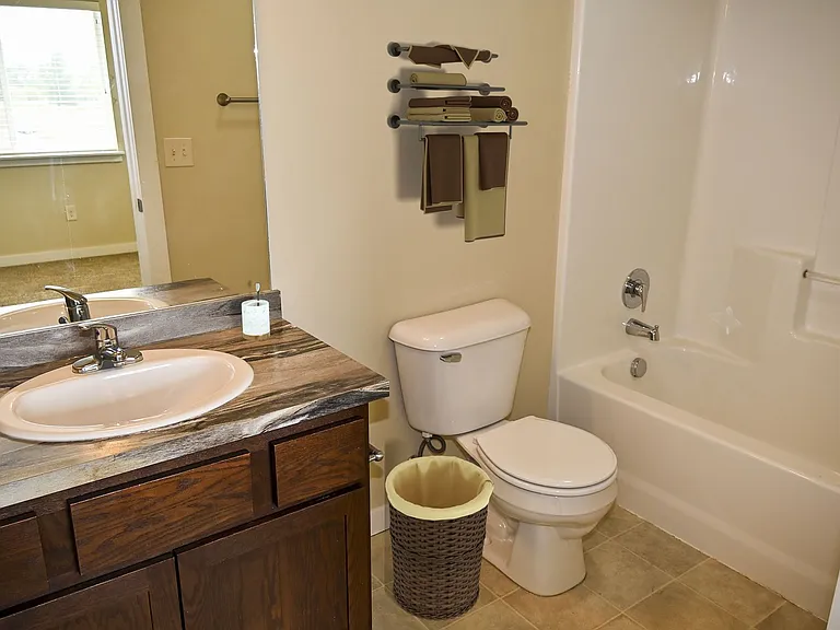2228 Baxter Ln — Photo 12
