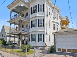 31 Woodland St, Lawrence, MA 01841