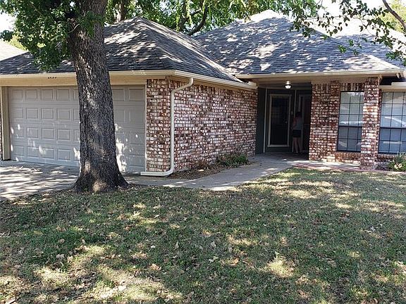 2nd image of 2135 Chapel Downs Dr