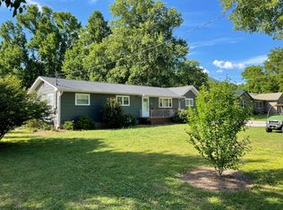 525 Jackson Rd, Hixson, TN 37343