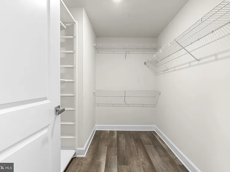 10513 Rossini Ln — Photo 21