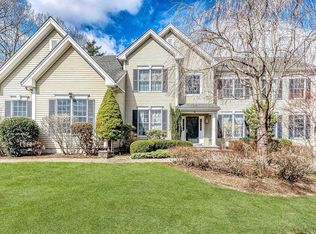 6 Overlook Rd, Hopkinton, MA 01748