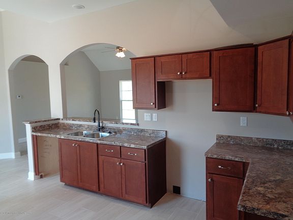 4th image of 4633 Spike Ln