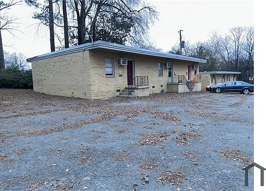 708 Maysville Rd NE #2 — Photo 3