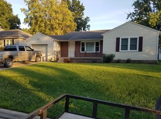 1700 Rosewood Ln, Chillicothe, MO 64601