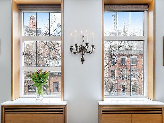 3rd image of 470 W 24th St APT 3I
