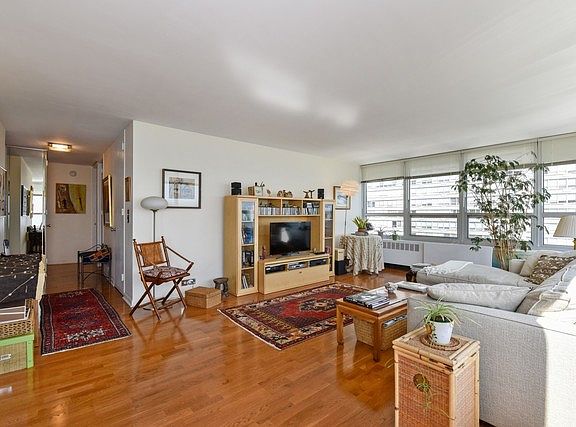 5th image of 4800 S Chicago Beach Dr APT 1101S